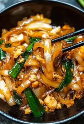Authentic Thai Drunken Noodles Recipe