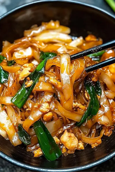 Authentic Thai Drunken Noodles Recipe